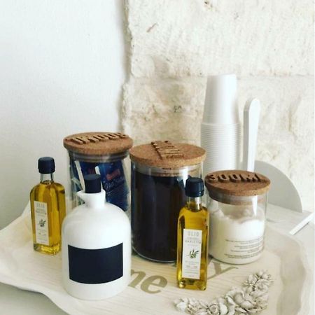 La Dimora Di Fra Leilighet Ostuni Eksteriør bilde